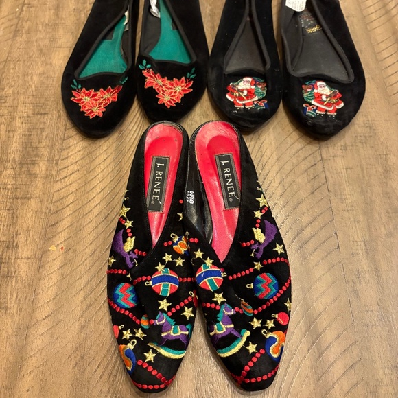 Three pairs of 8.5 Christmas shoes - Picture 1 of 3